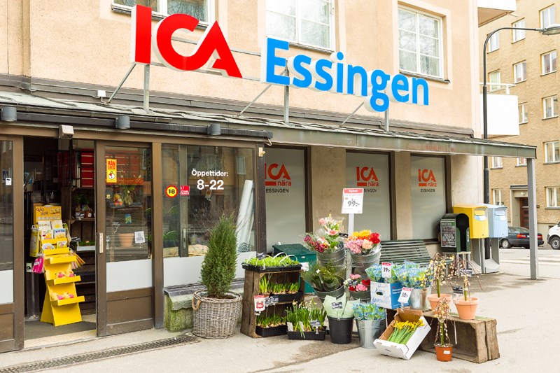 Välsorterad ICA butk endast 170 m från porten