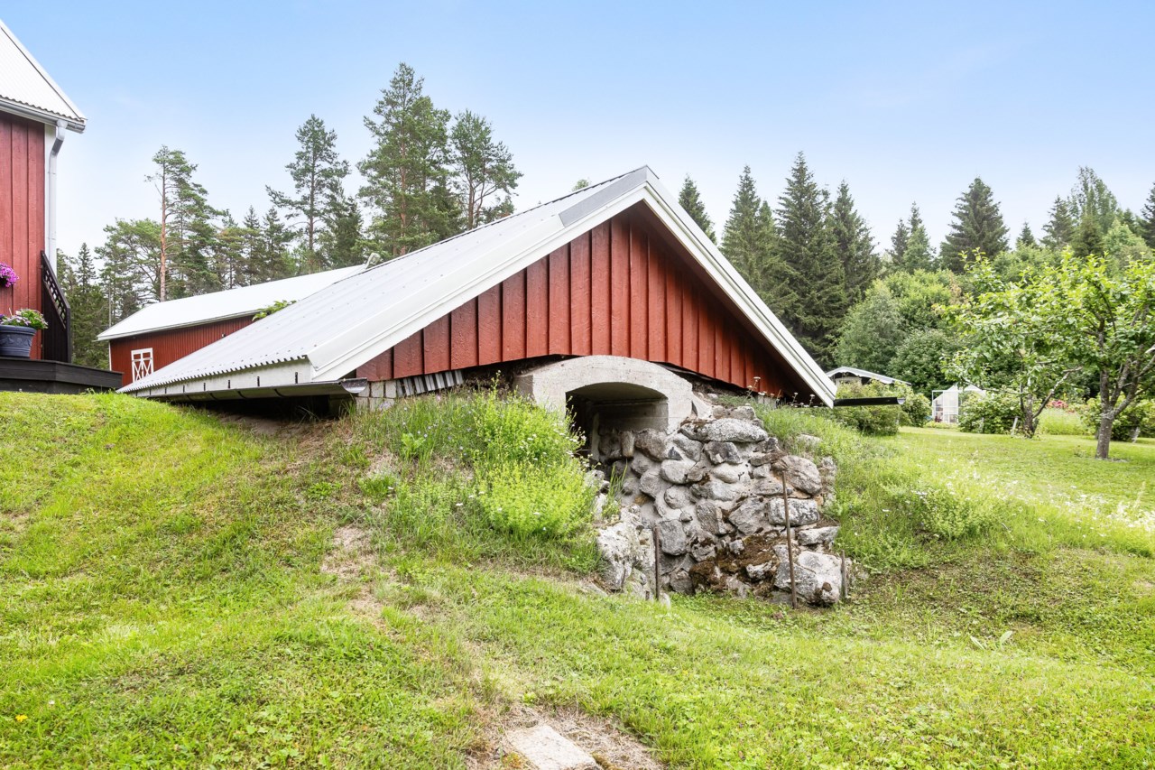 Stensatt jordkällare