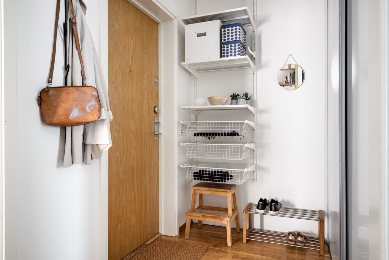 Stora Kvinns Väg 64, 1tr