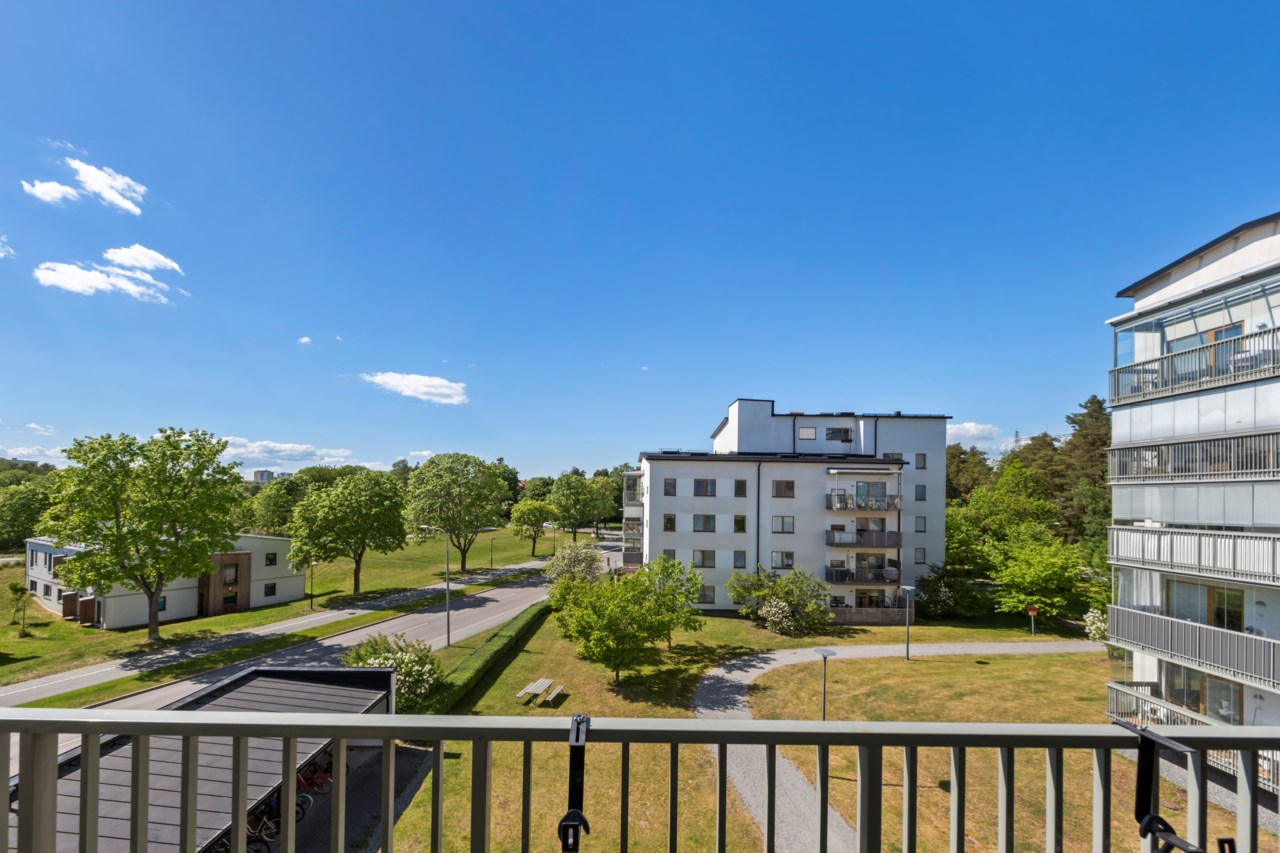 Råckstavägen 82