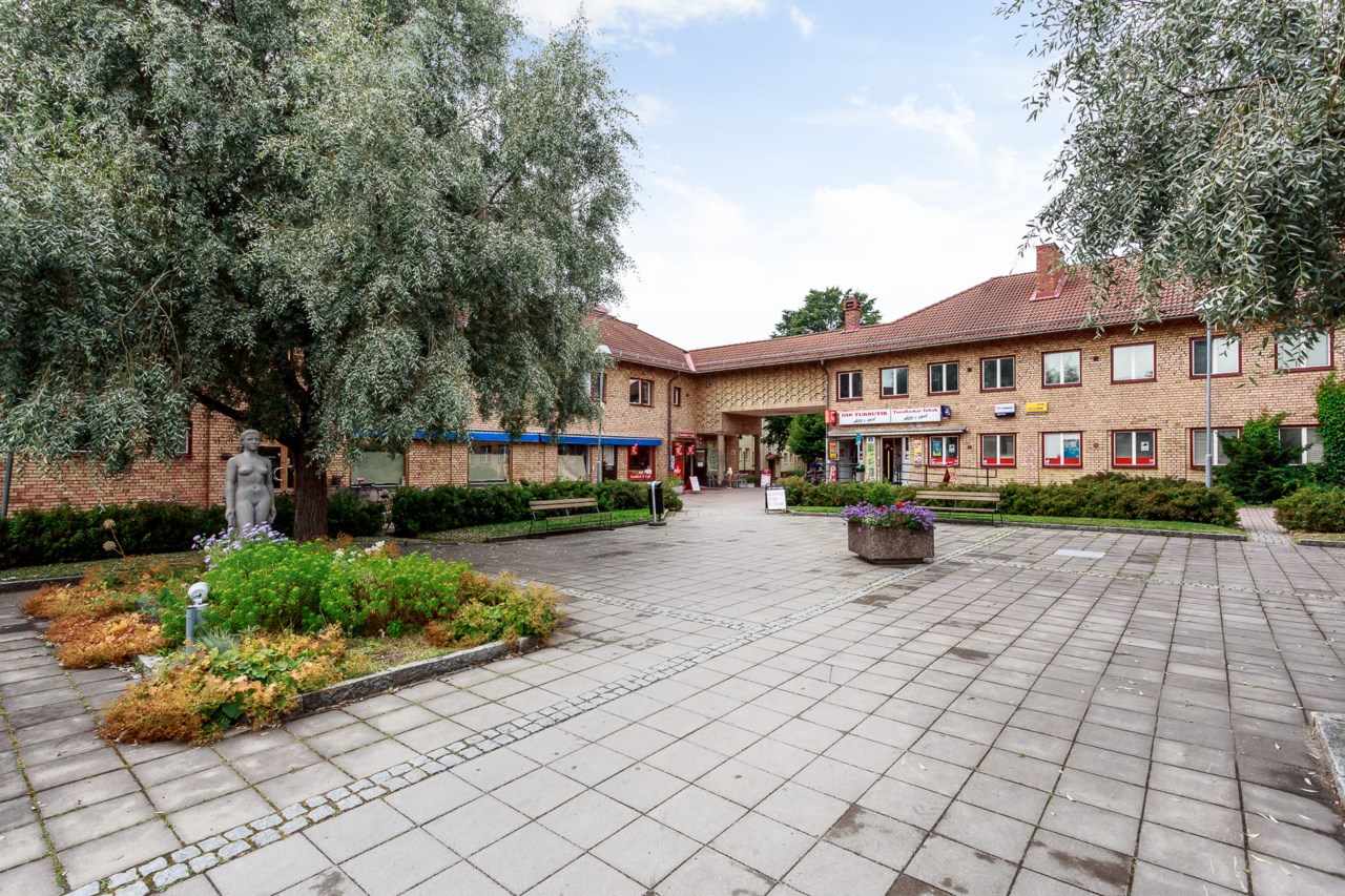 Fjärdhundragatan 18