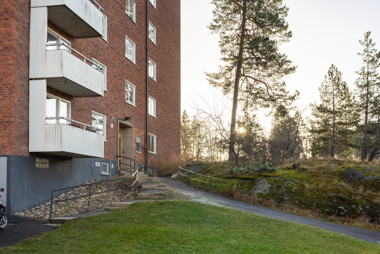 Högnäsvägen 2