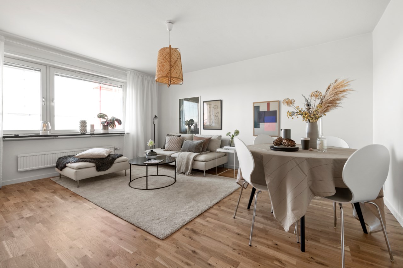 Per Hallströms Väg 12