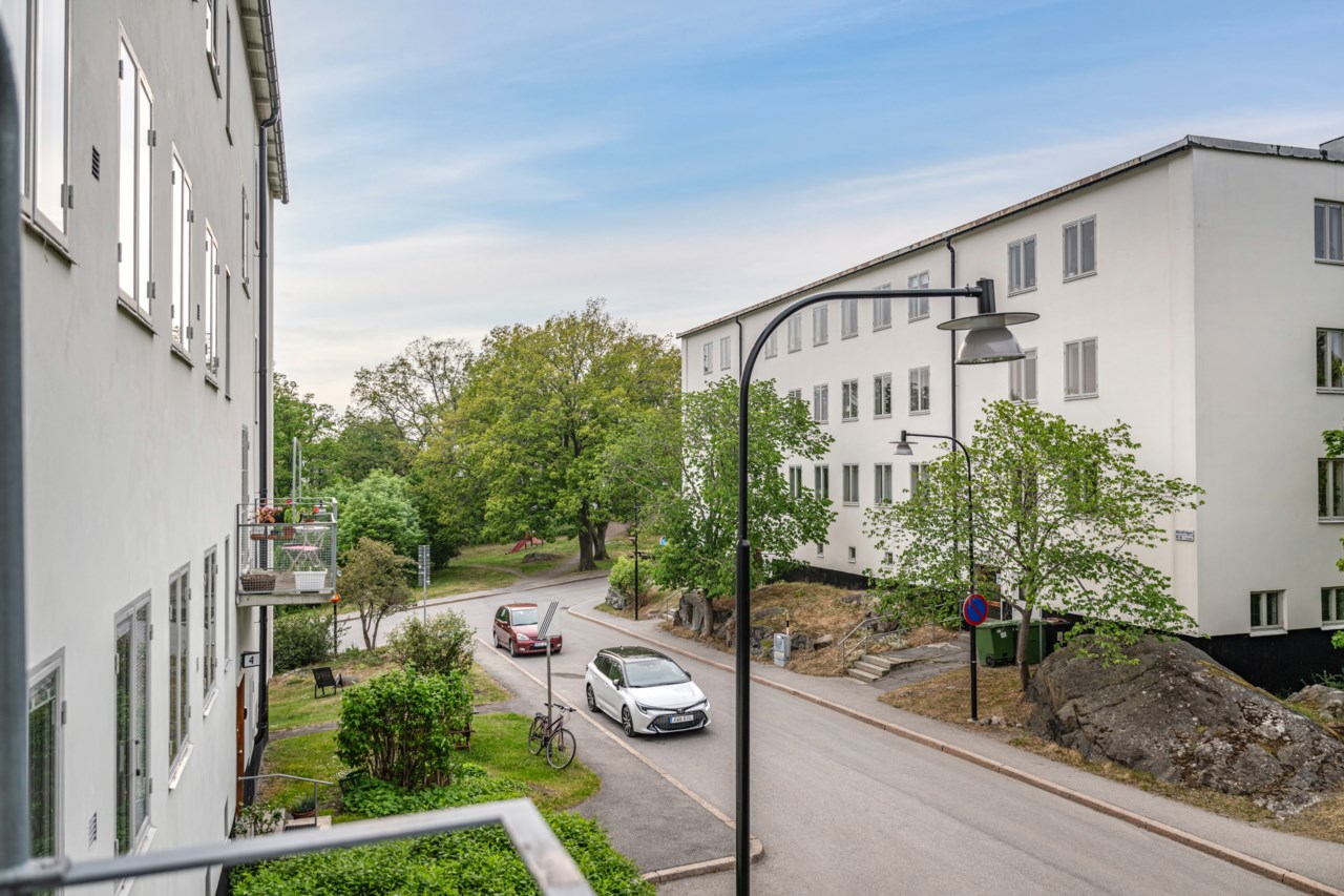 Ahlsellvägen 6