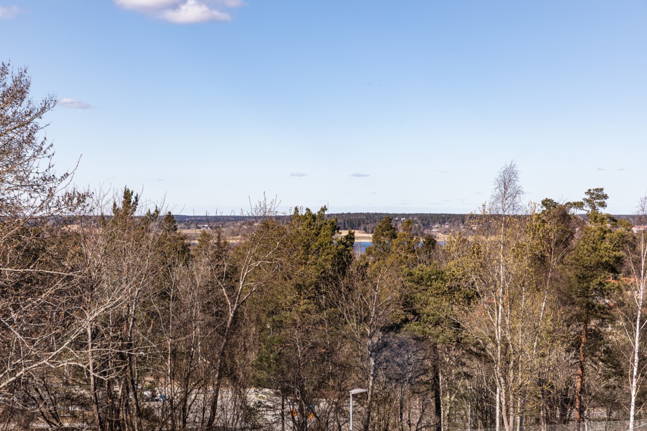 Tallåsvägen 8