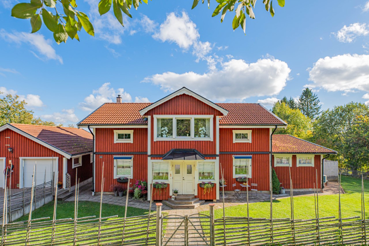 Gamla Sjukarbyvägen 12