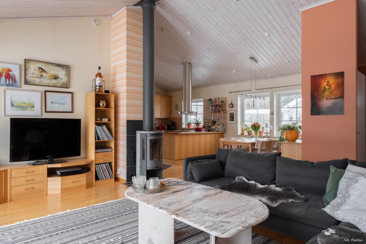 Bärby byväg 6