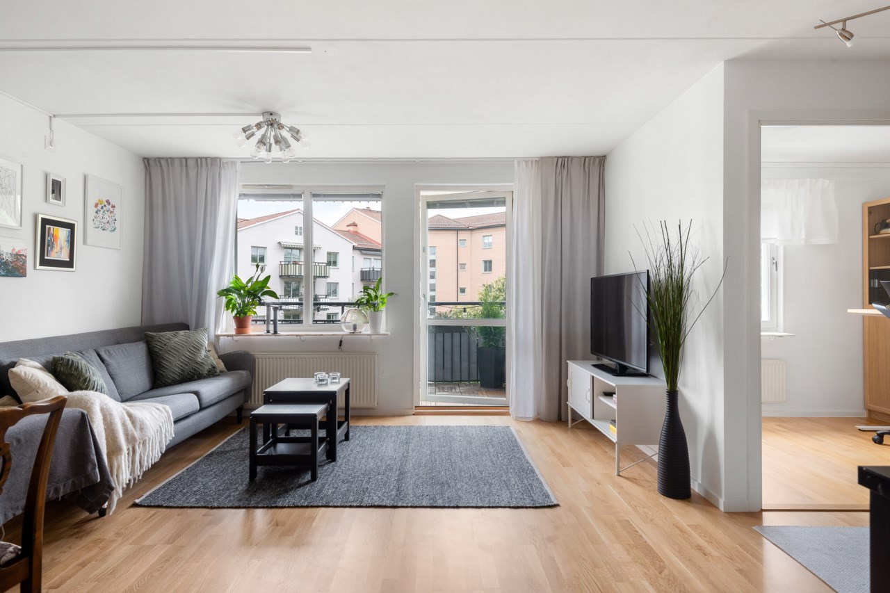 Bäckbornas väg 11