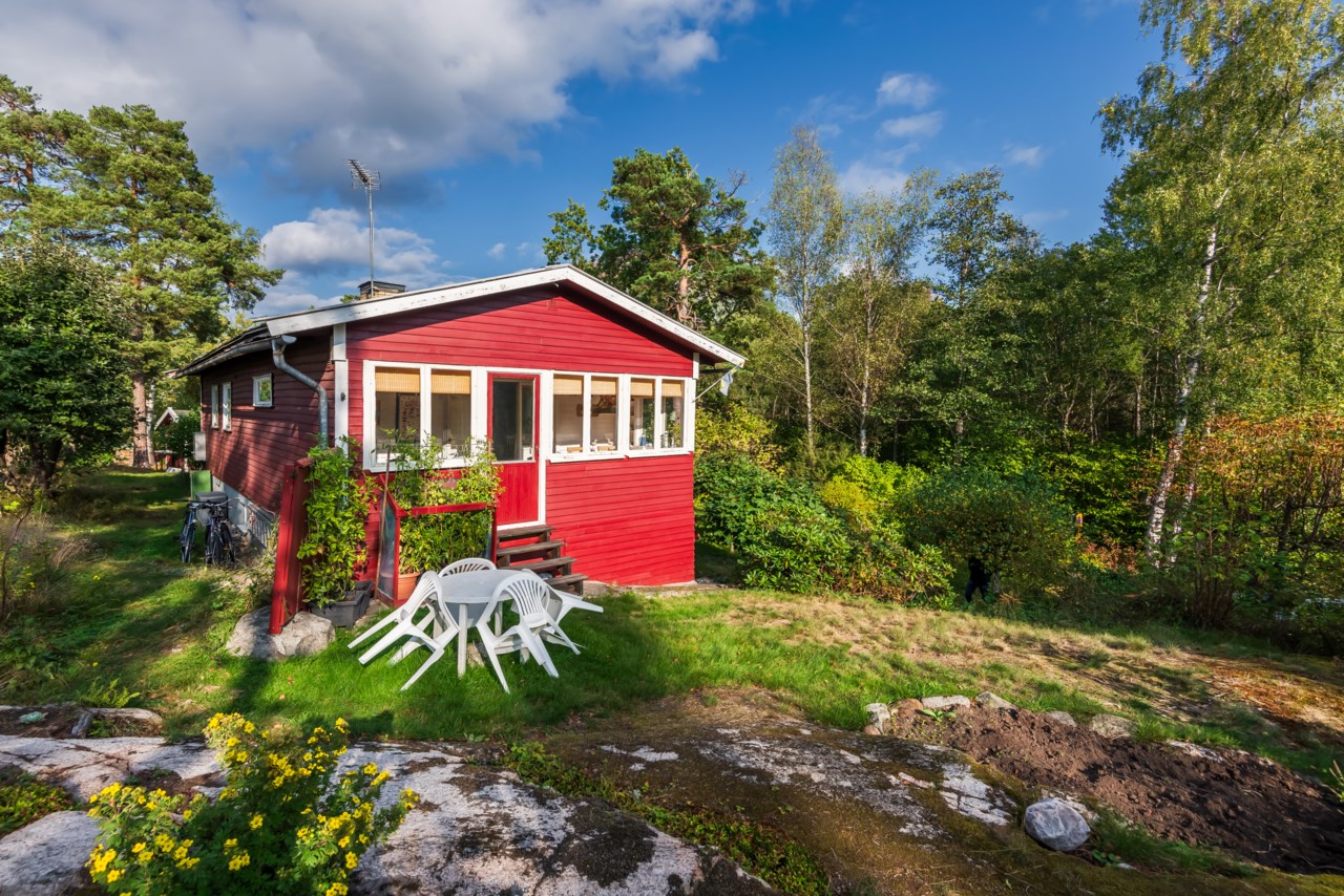 Karlshillsvägen 1