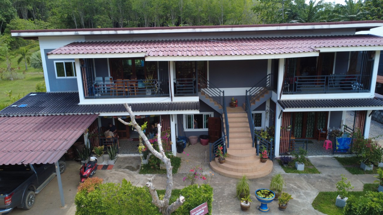 Palm Gardens House