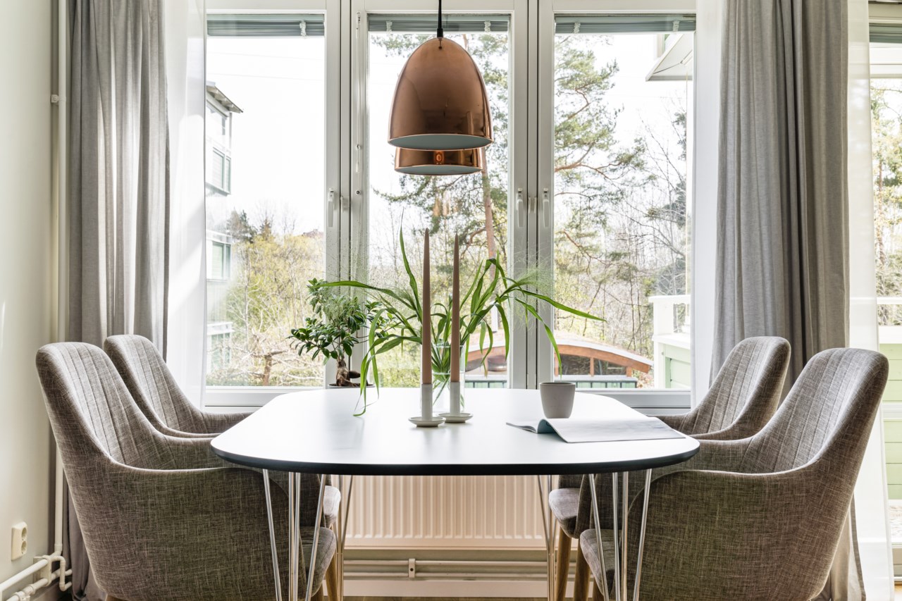 Majrovägen 21