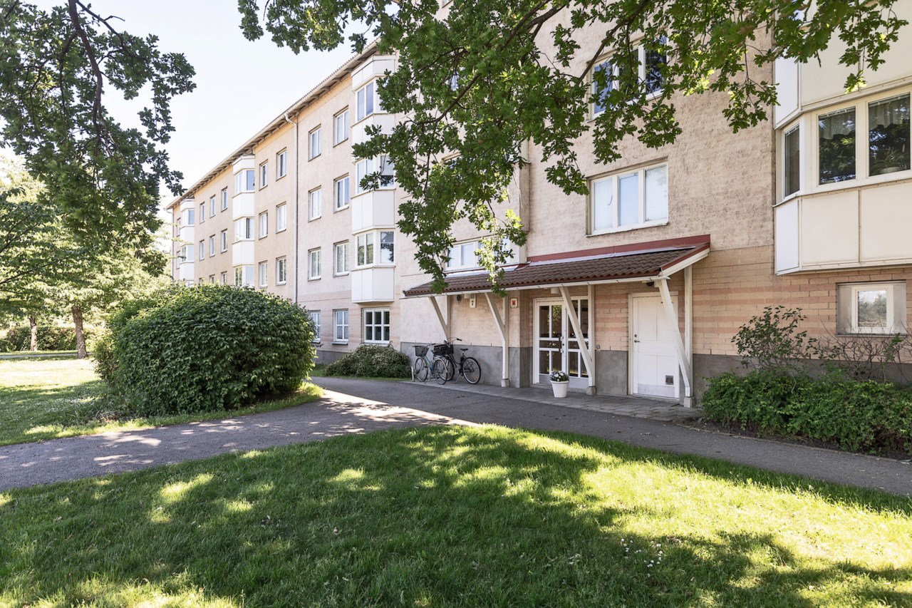 Garagevägen 9