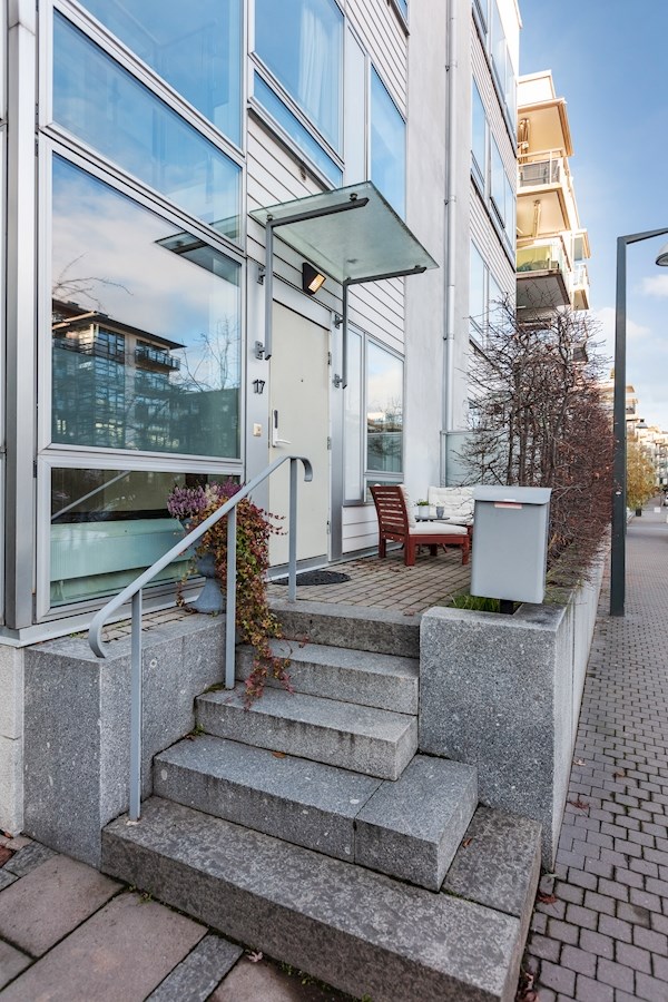 Hammarbyterrassen 17