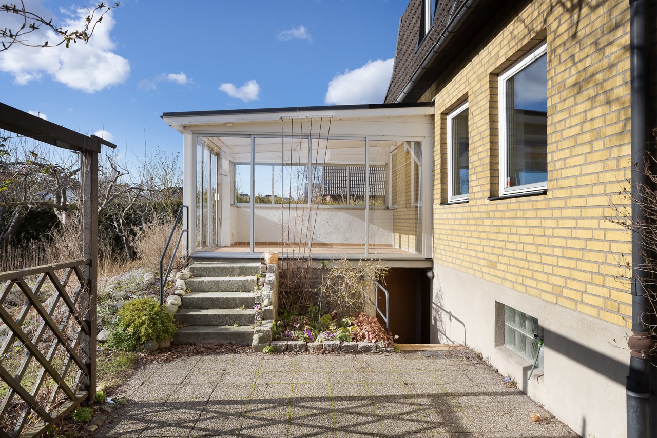 Västra Hindbyvägen 53