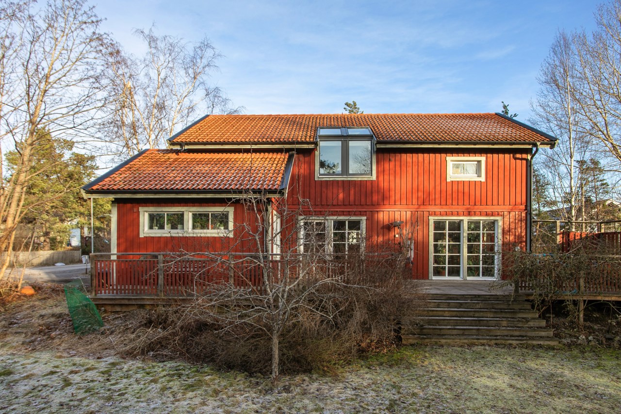 Husarvägen 10