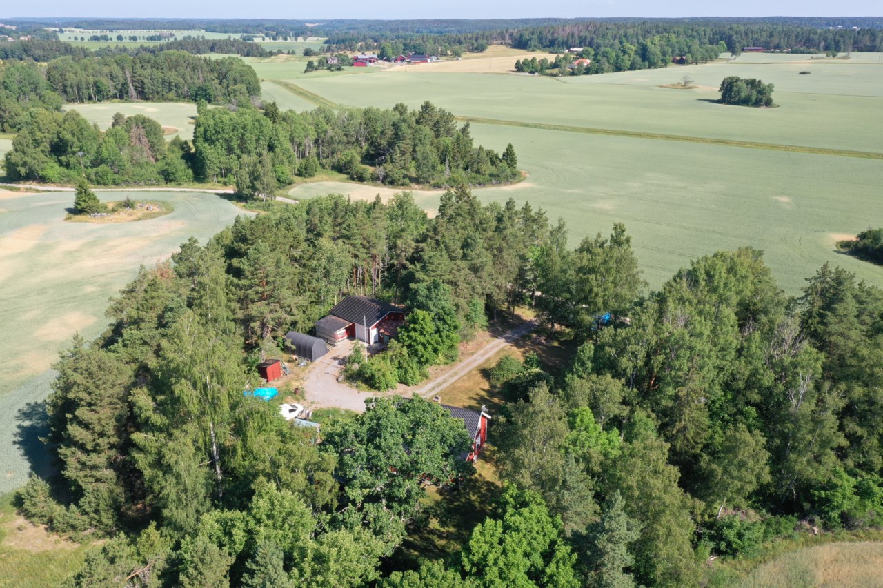 Gamla Byvägen 2