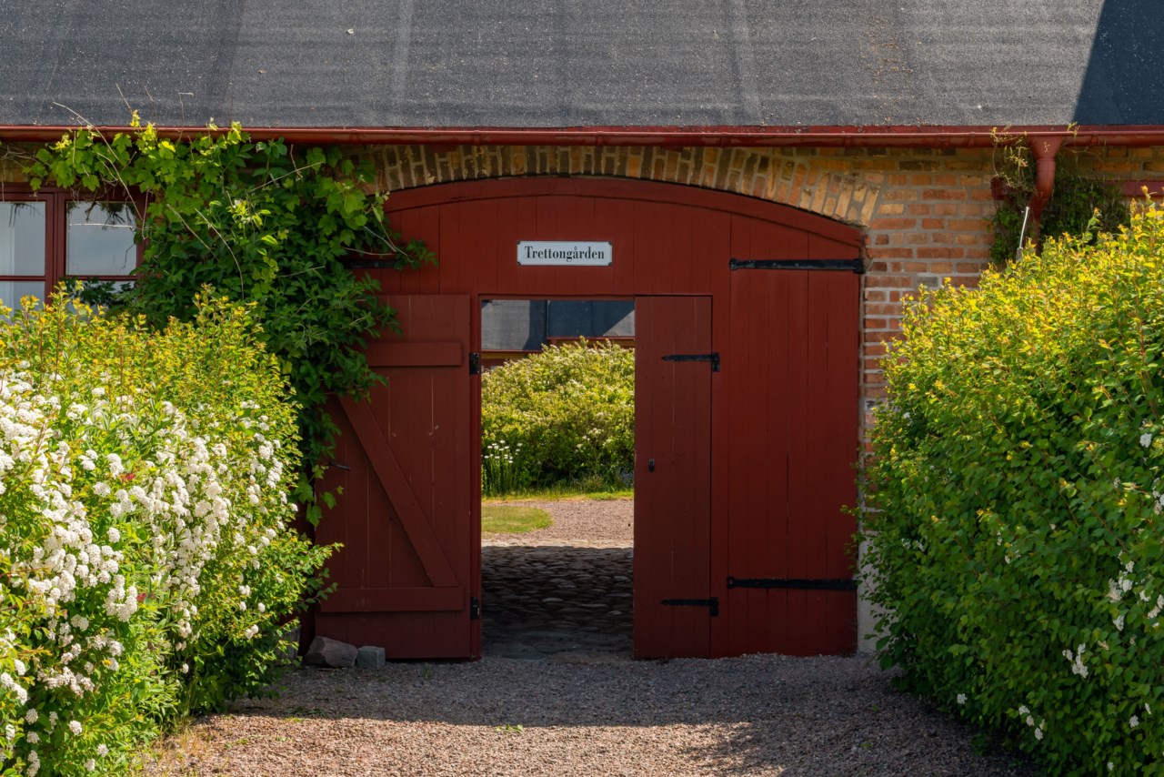 Trettongården 15