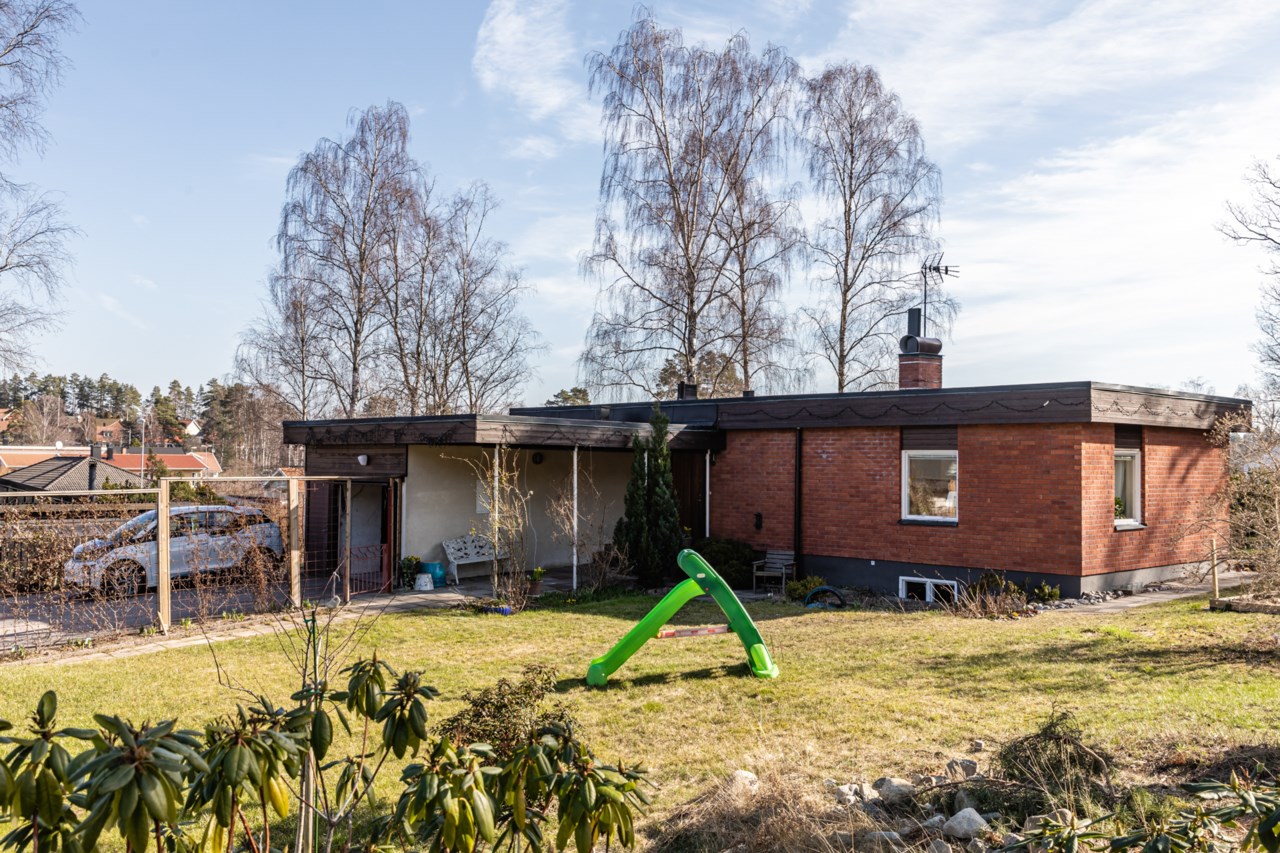Terrängvägen 23