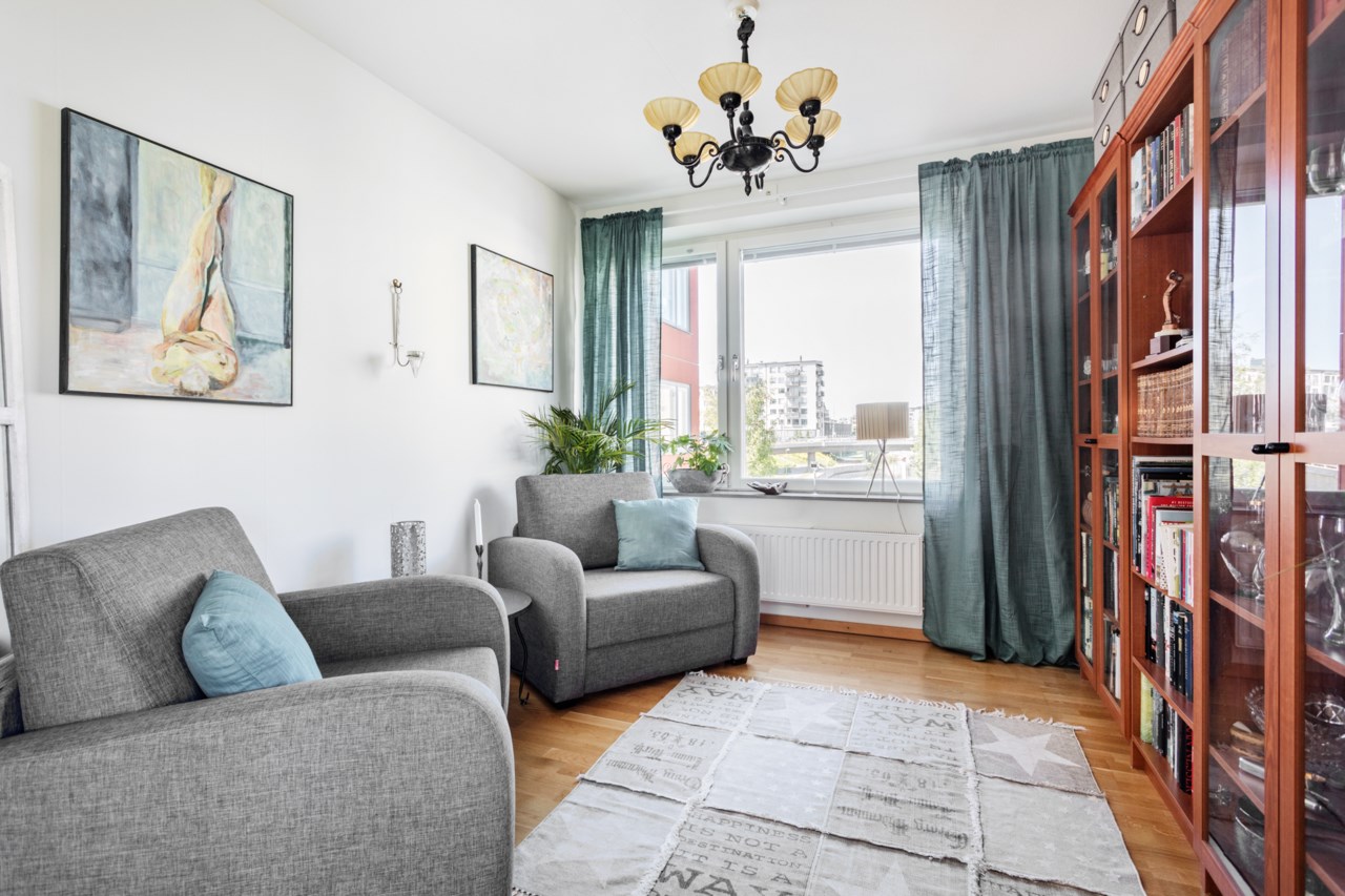 Karlsbodavägen 44