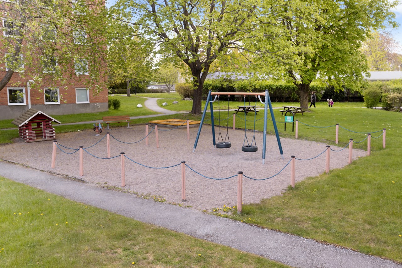 Herrgårdsvägen 32