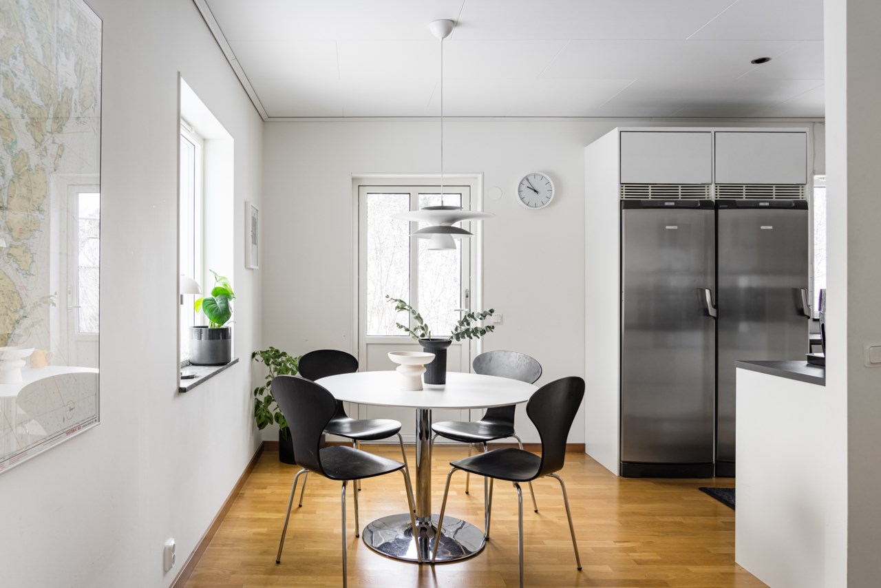 Hällmarksvägen 42