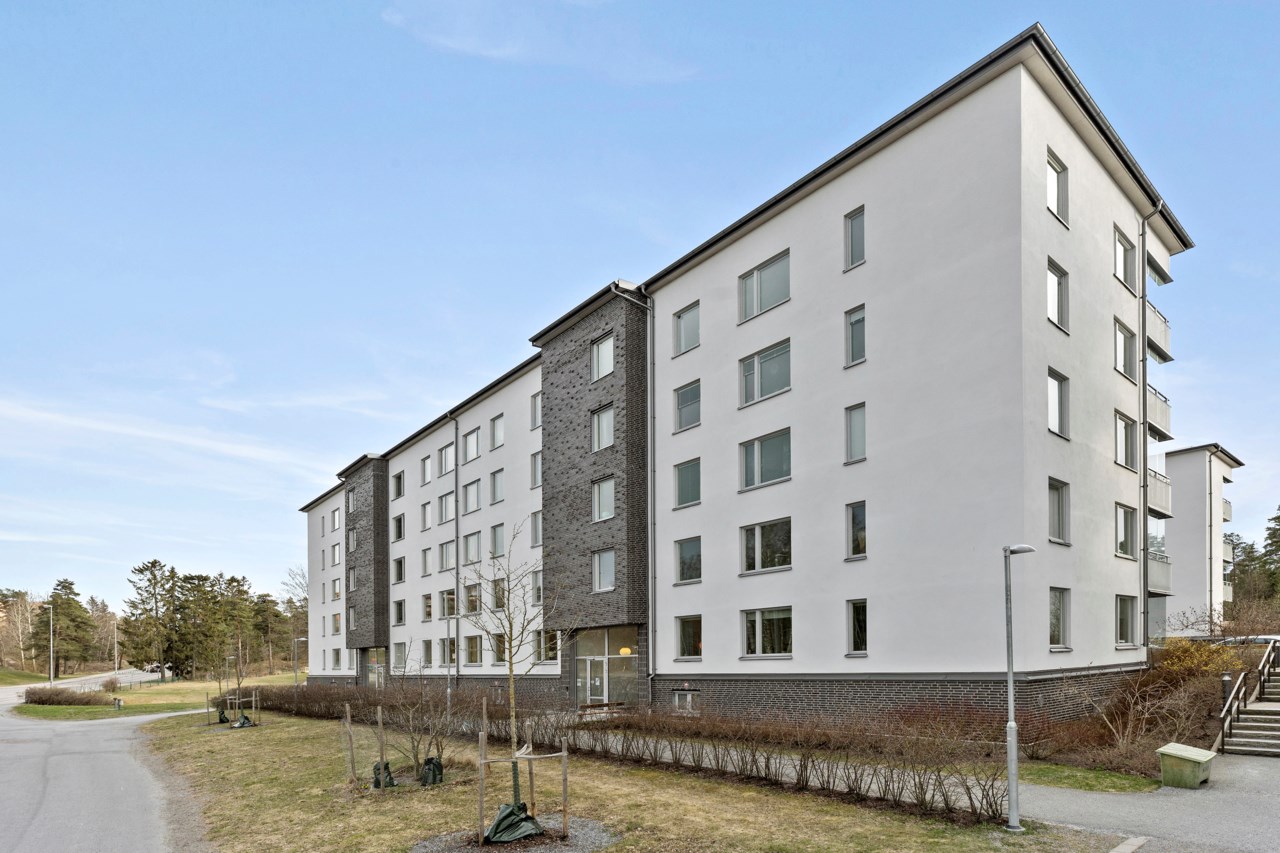 Barrskogsvägen 9