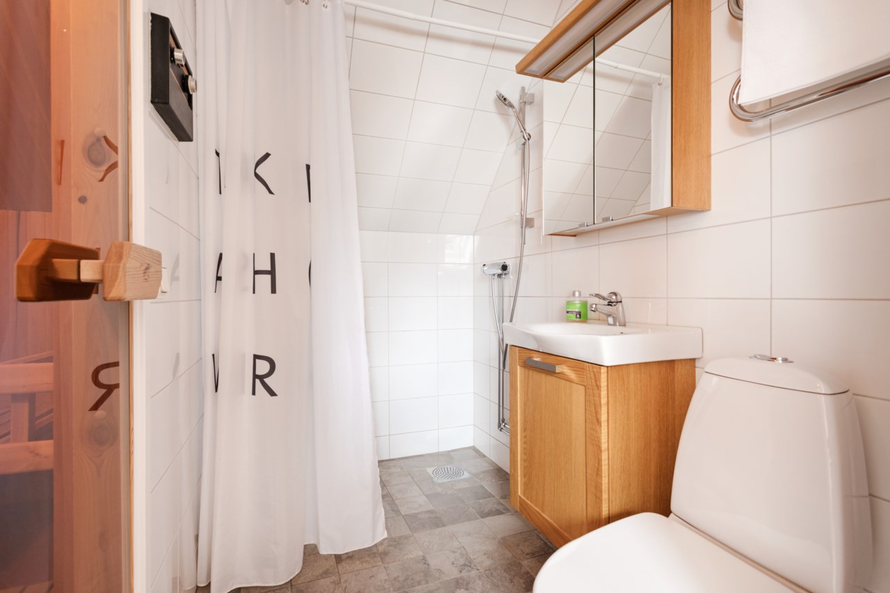 Urban Hjärnes väg 21A
