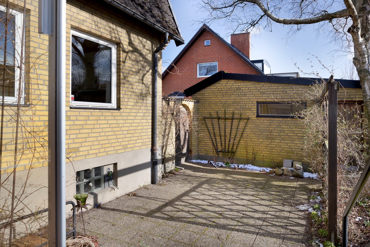 Västra Hindbyvägen 53