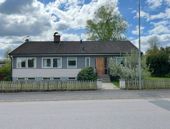 Domarydsvägen 25
