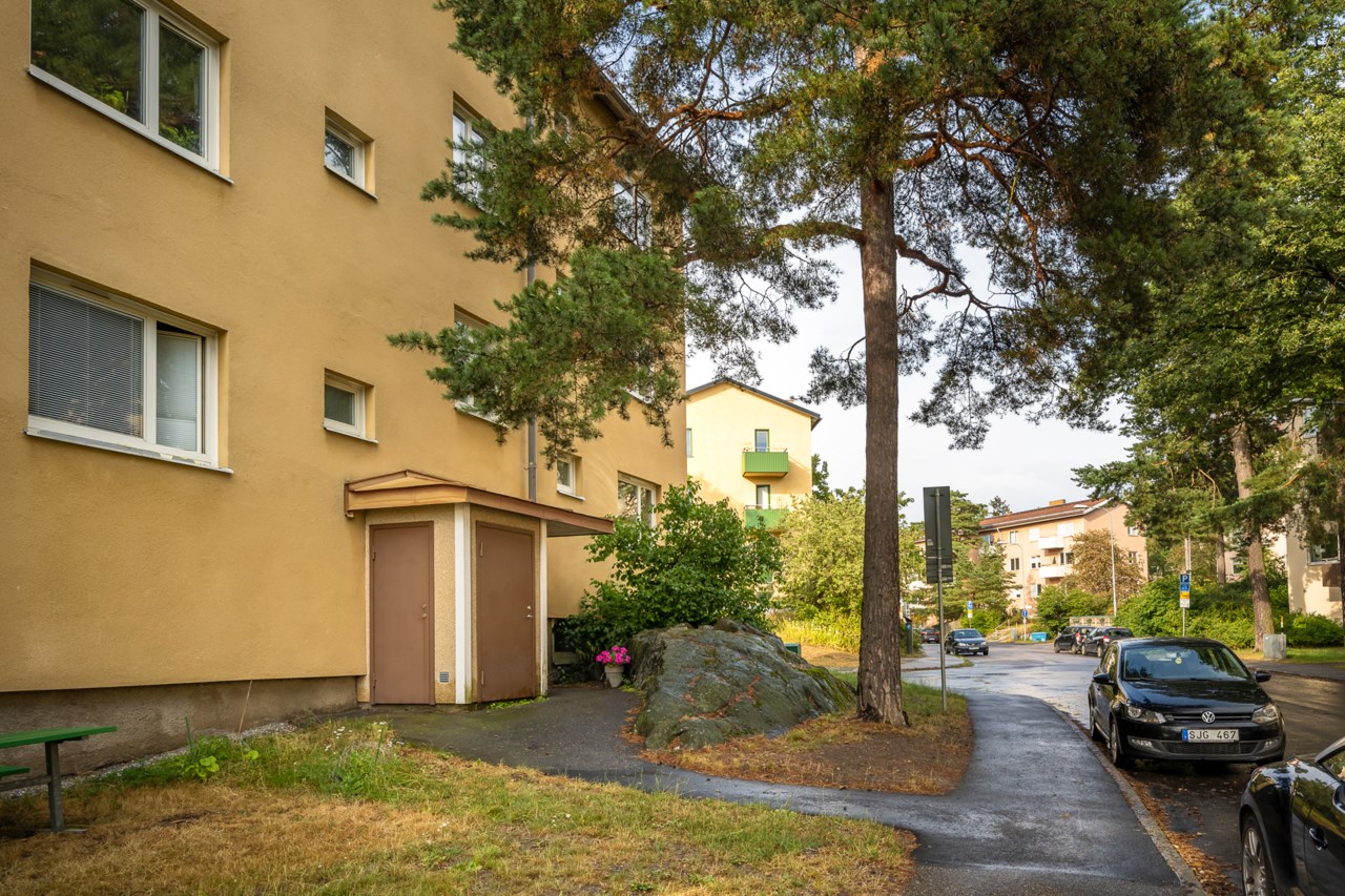 Finn Malmgrens väg 71