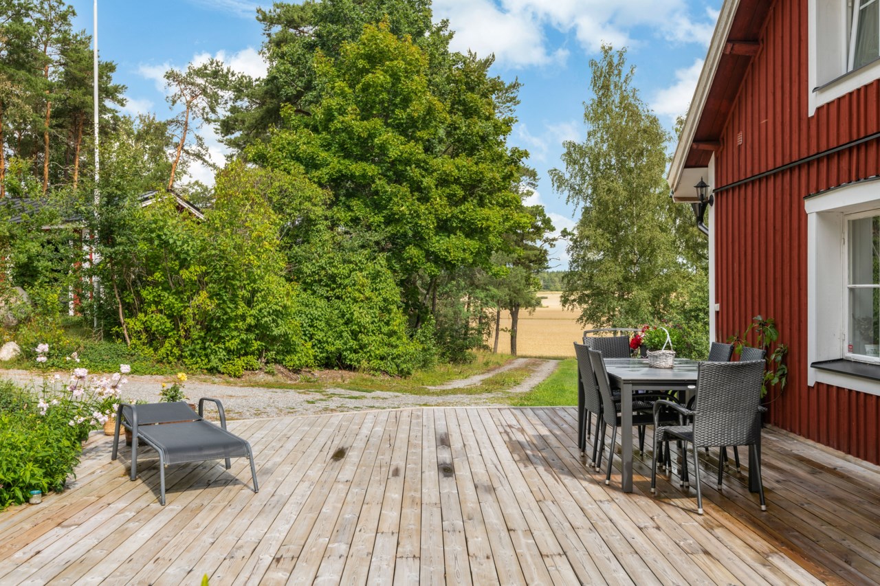 Gamla Byvägen 2