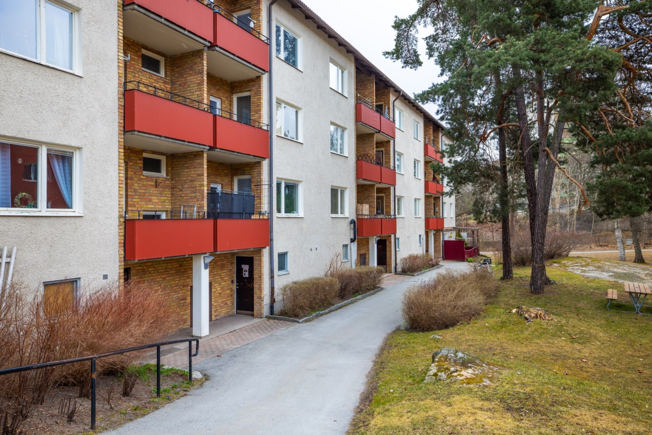 Terrängvägen 73