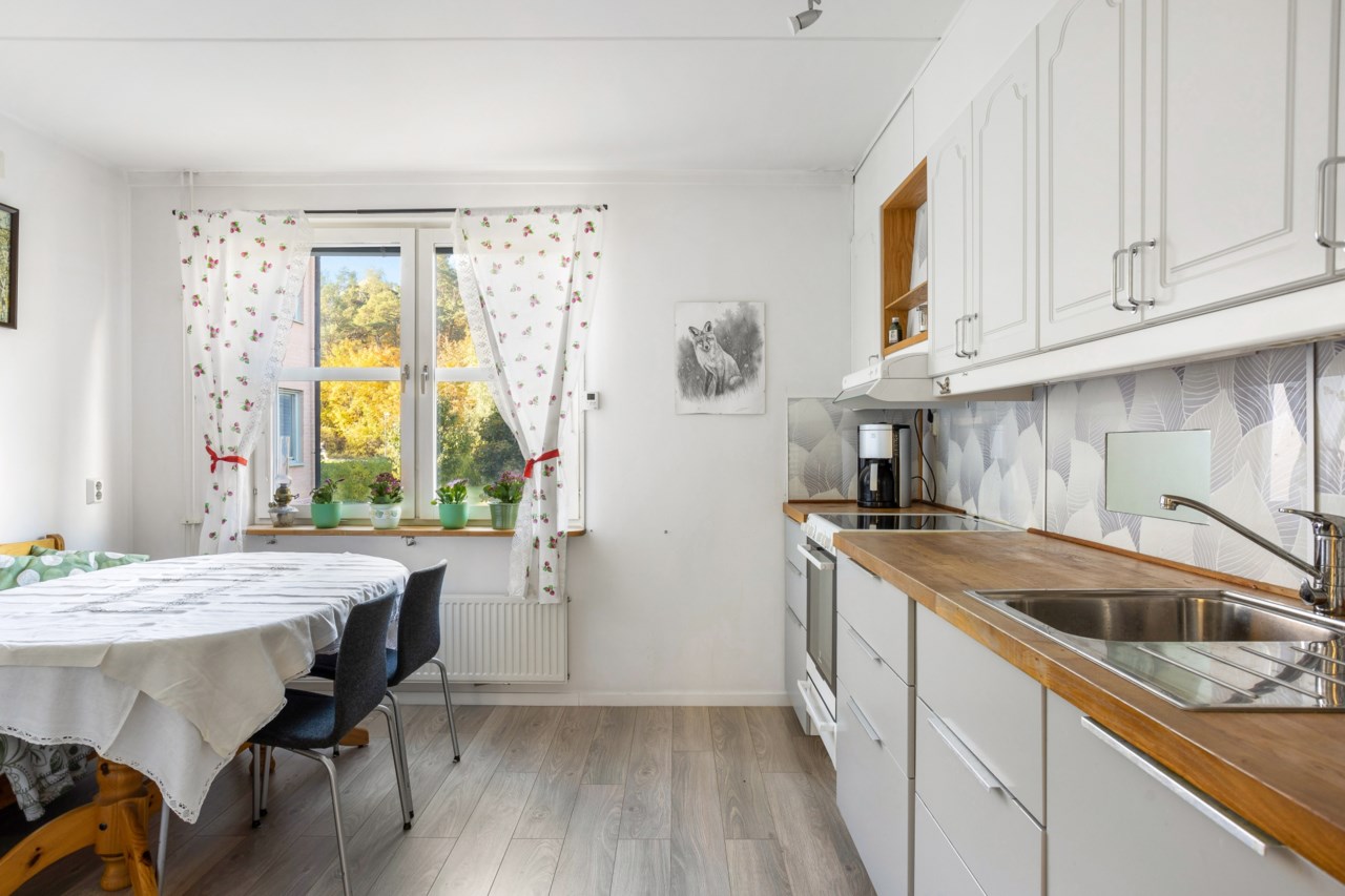 Bäckbornas väg 37