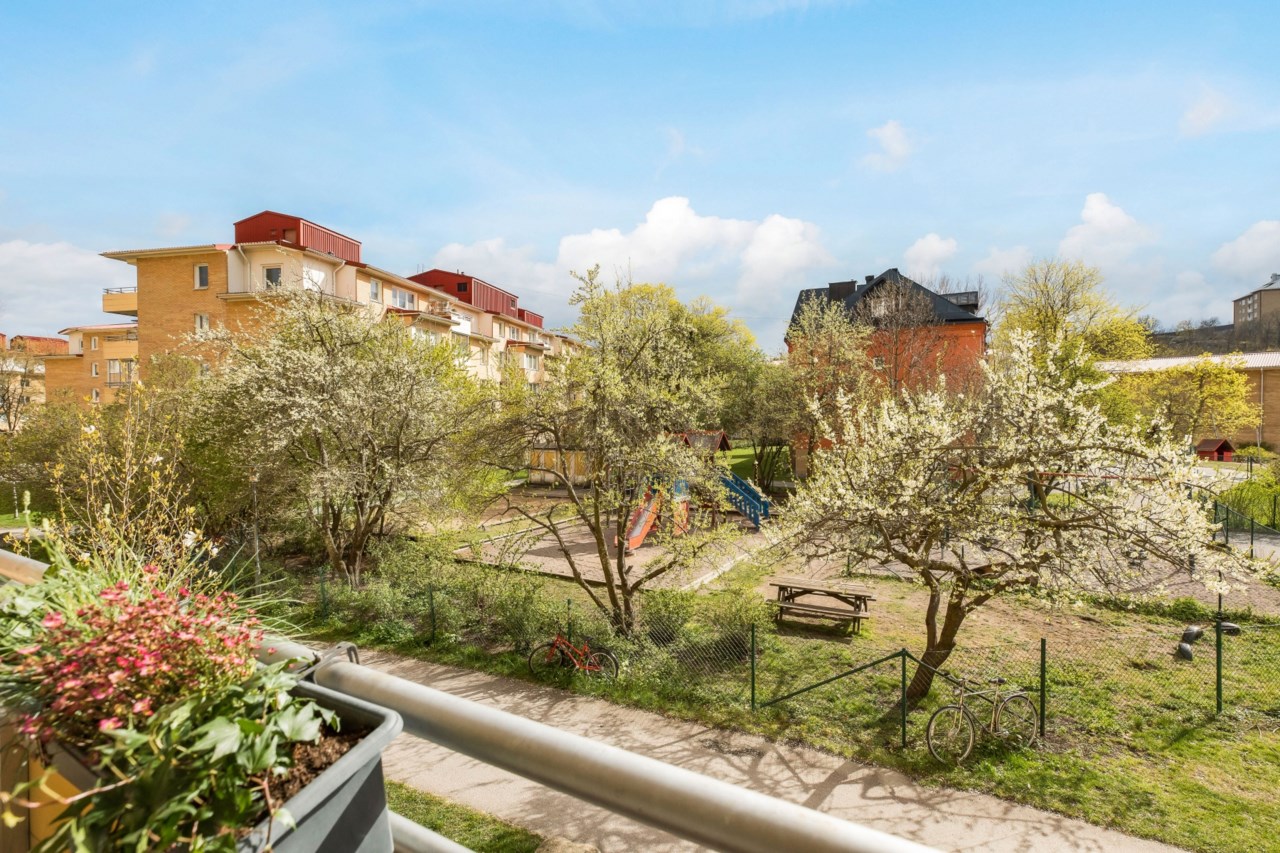 Blomgatan 18