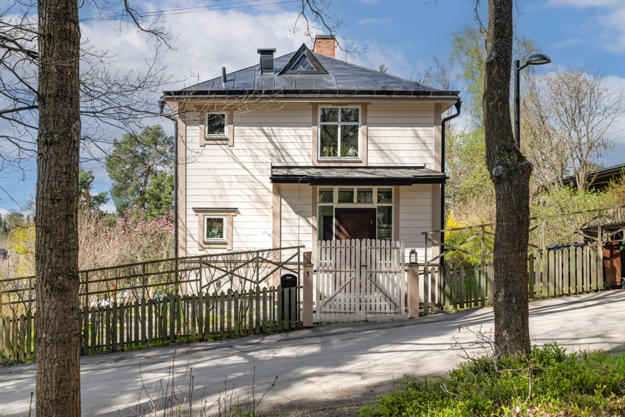 Harstigen 1