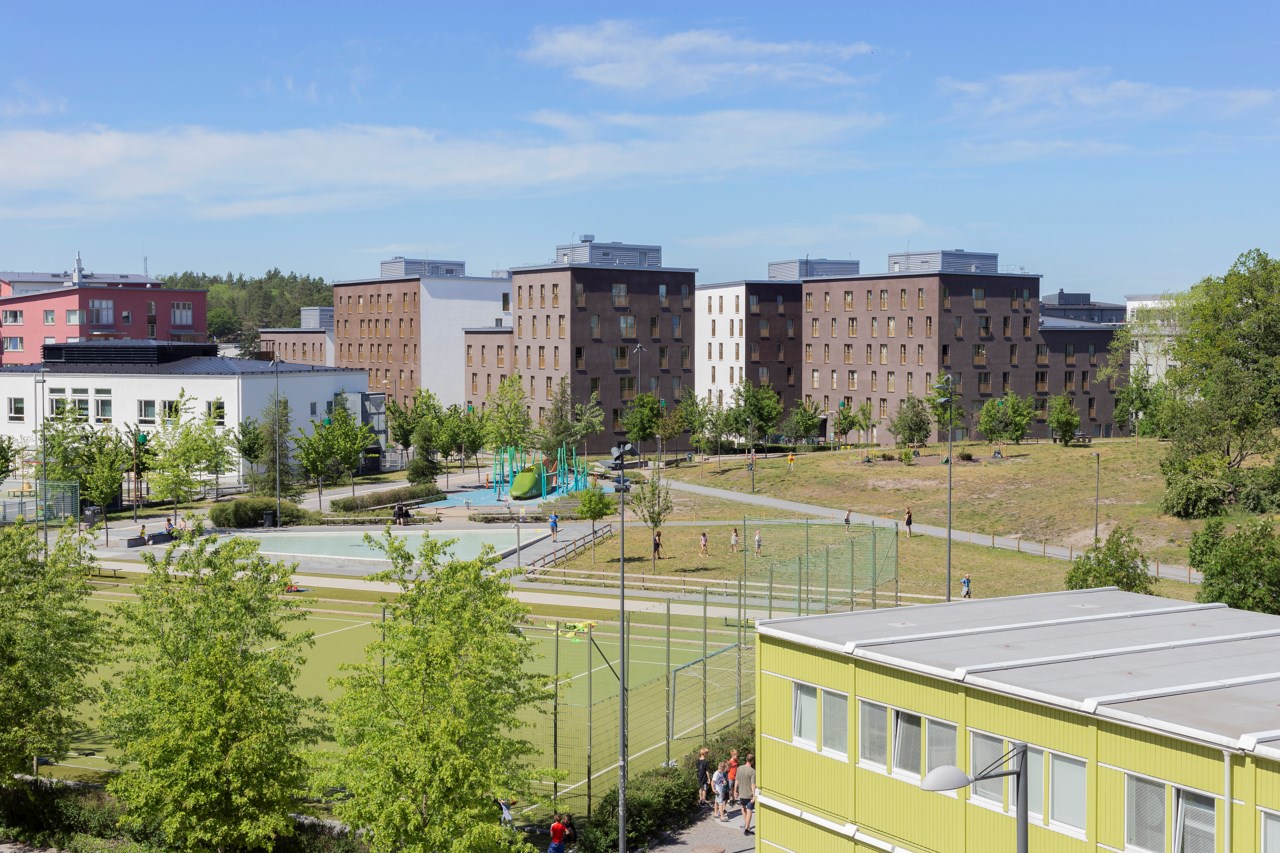 Emils Gata 9, 2 tr.