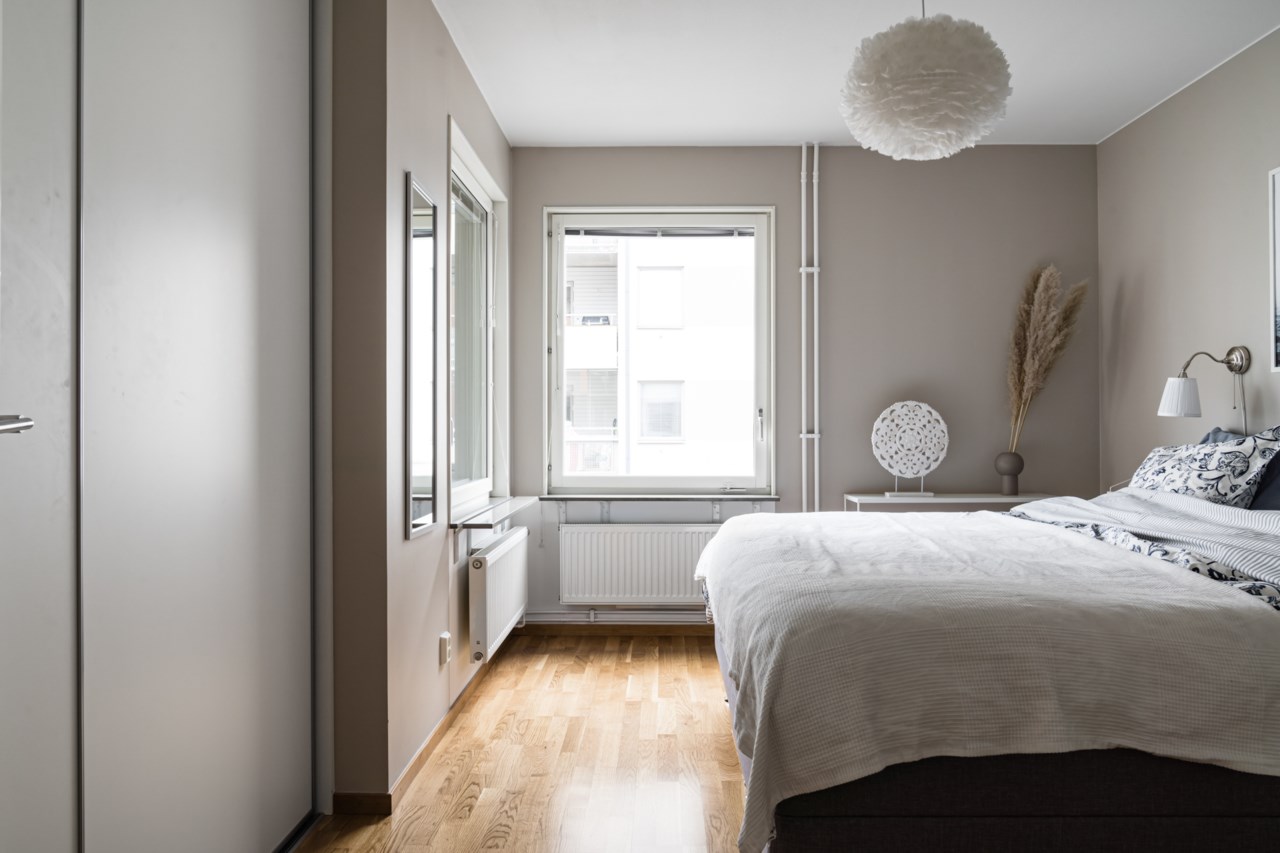 Stora Kvinns Väg 64, 1tr