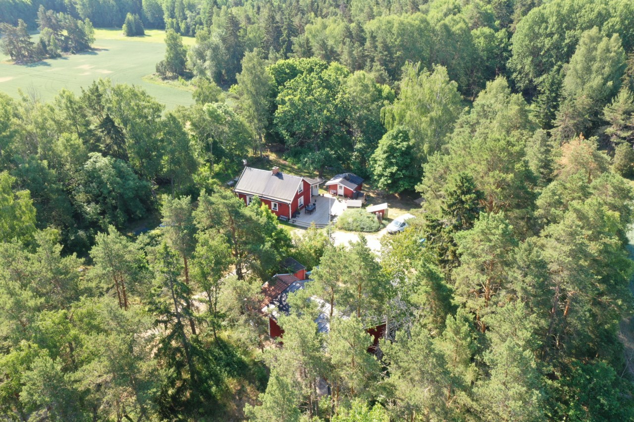 Gamla Byvägen 2