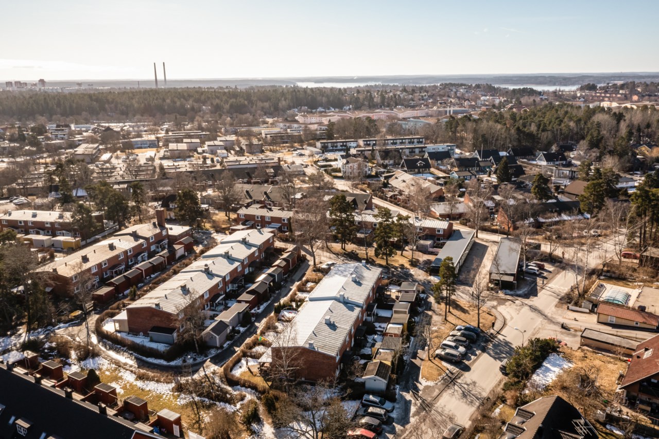 Uranusvägen 15