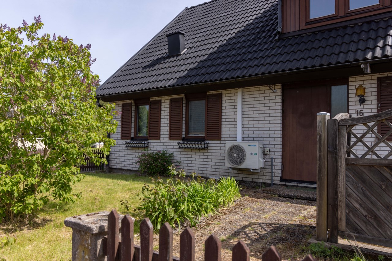 Apelvägen 16