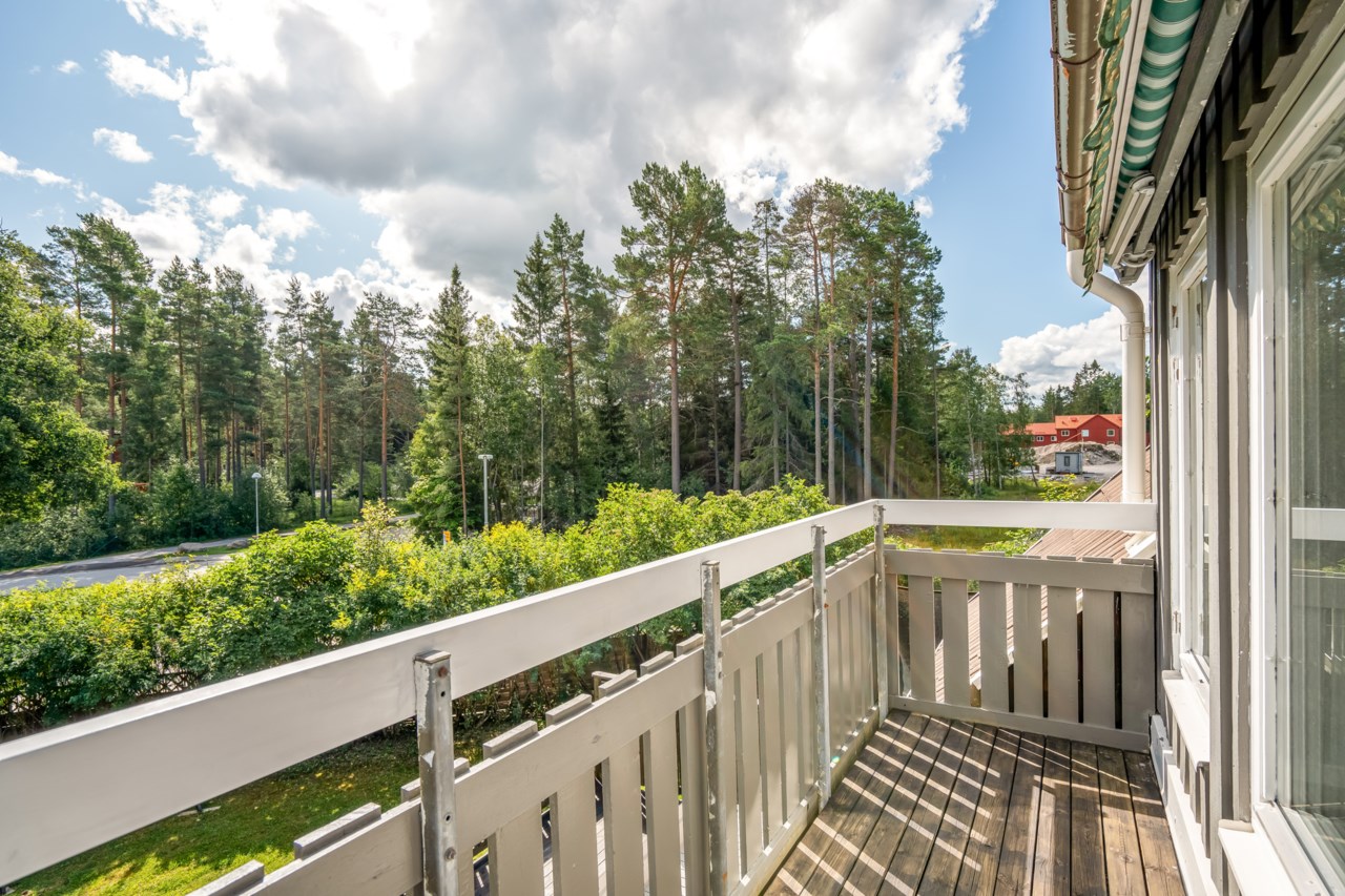 Bergsjövägen 6