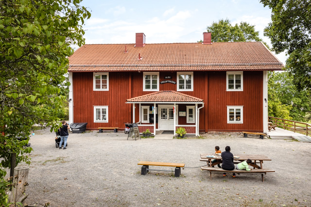 Månvägen 30B