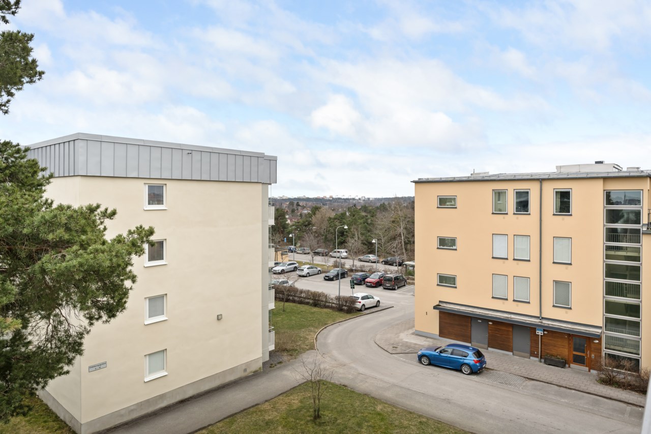 Tvååkersgränd 8