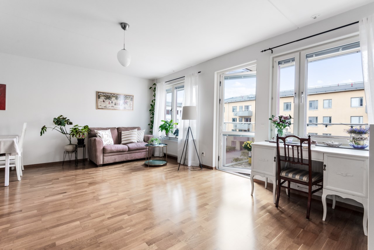 Råckstavägen 25