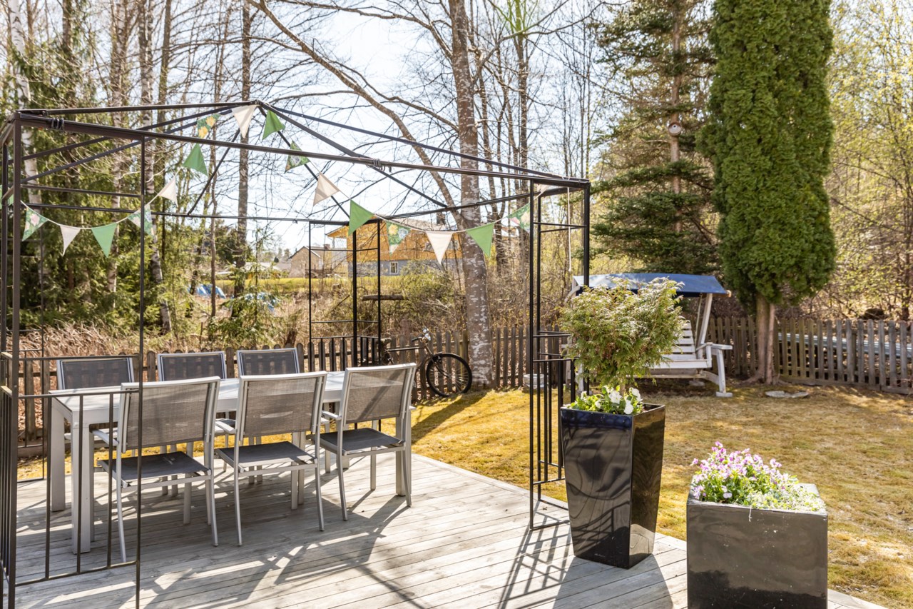 Pergola på altanen
