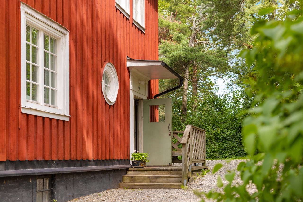 Fältmarskalksvägen 36