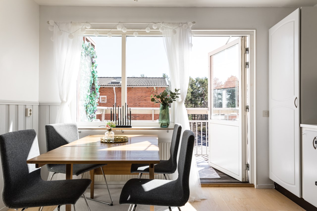 Tallåsvägen 8