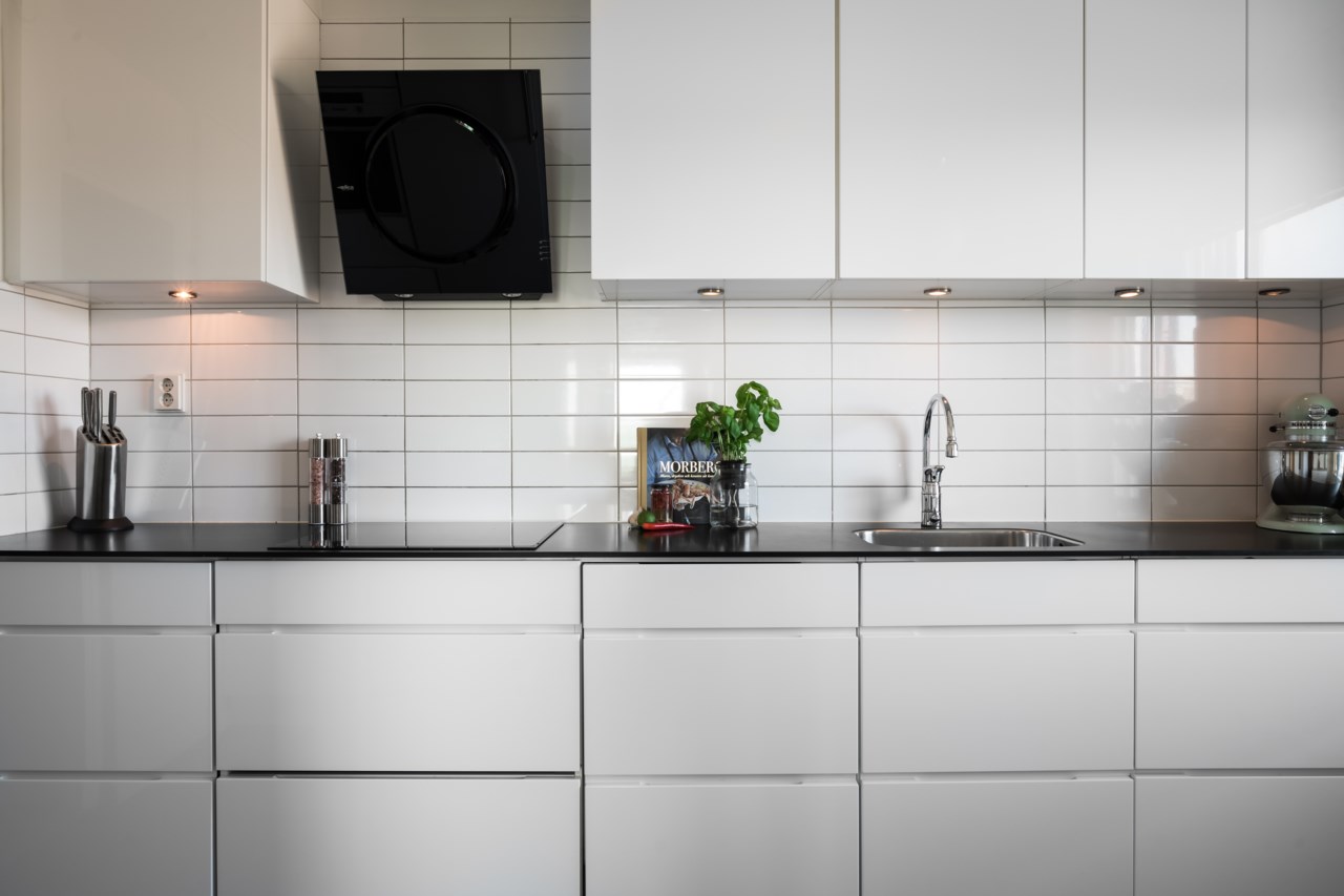 Per Hallströms Väg 12