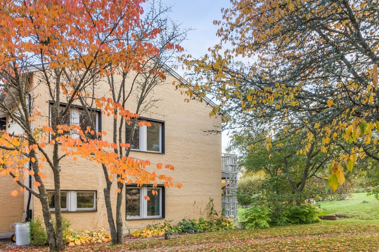 Rösaringvägen 12