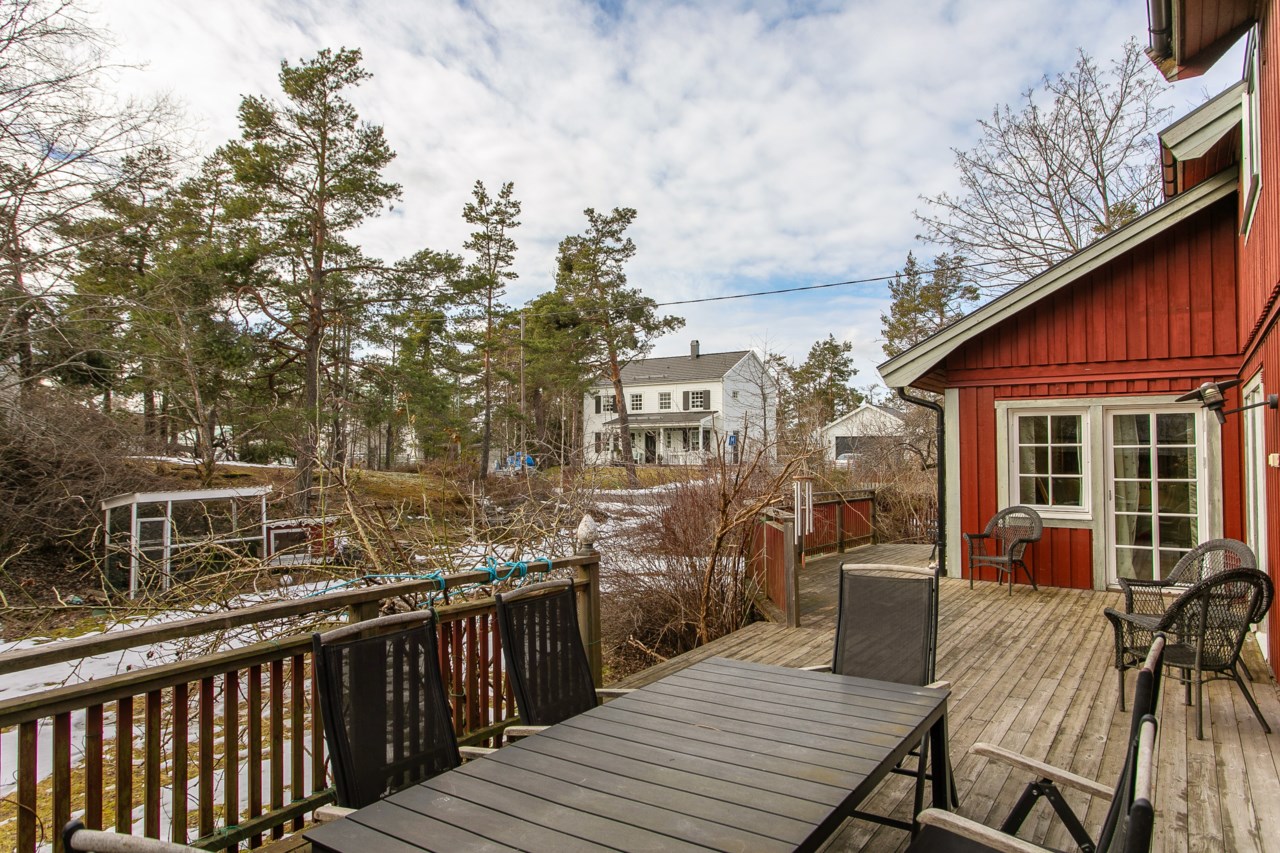 Husarvägen 10